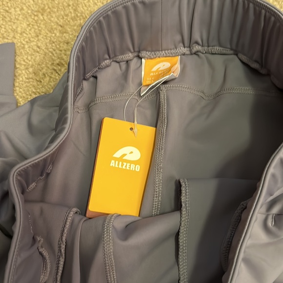 Women’s joggers - Picture 10 of 11